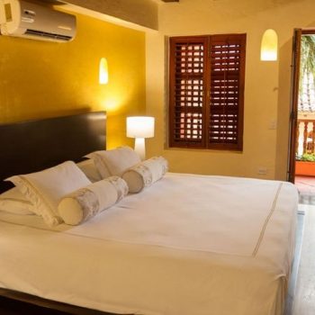 bachelor-party-tour-colombia-vacation-rentals-accommodation-cartagena-203