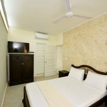 bachelor-party-tour-colombia-vacation-rentals-accommodation-cartagena-713