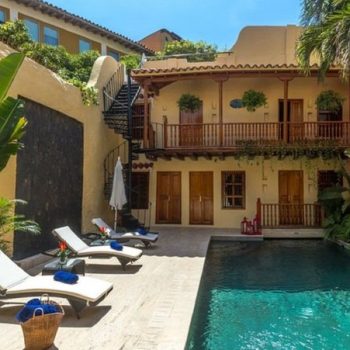 bachelor-party-tour-colombia-vacation-rentals-accommodation-cartagena-946